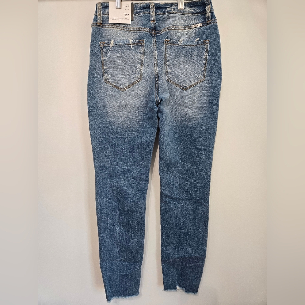 New. KanCan Jeans Women Size 27 / 7 Skinny Ankle - Picture 2 of 4